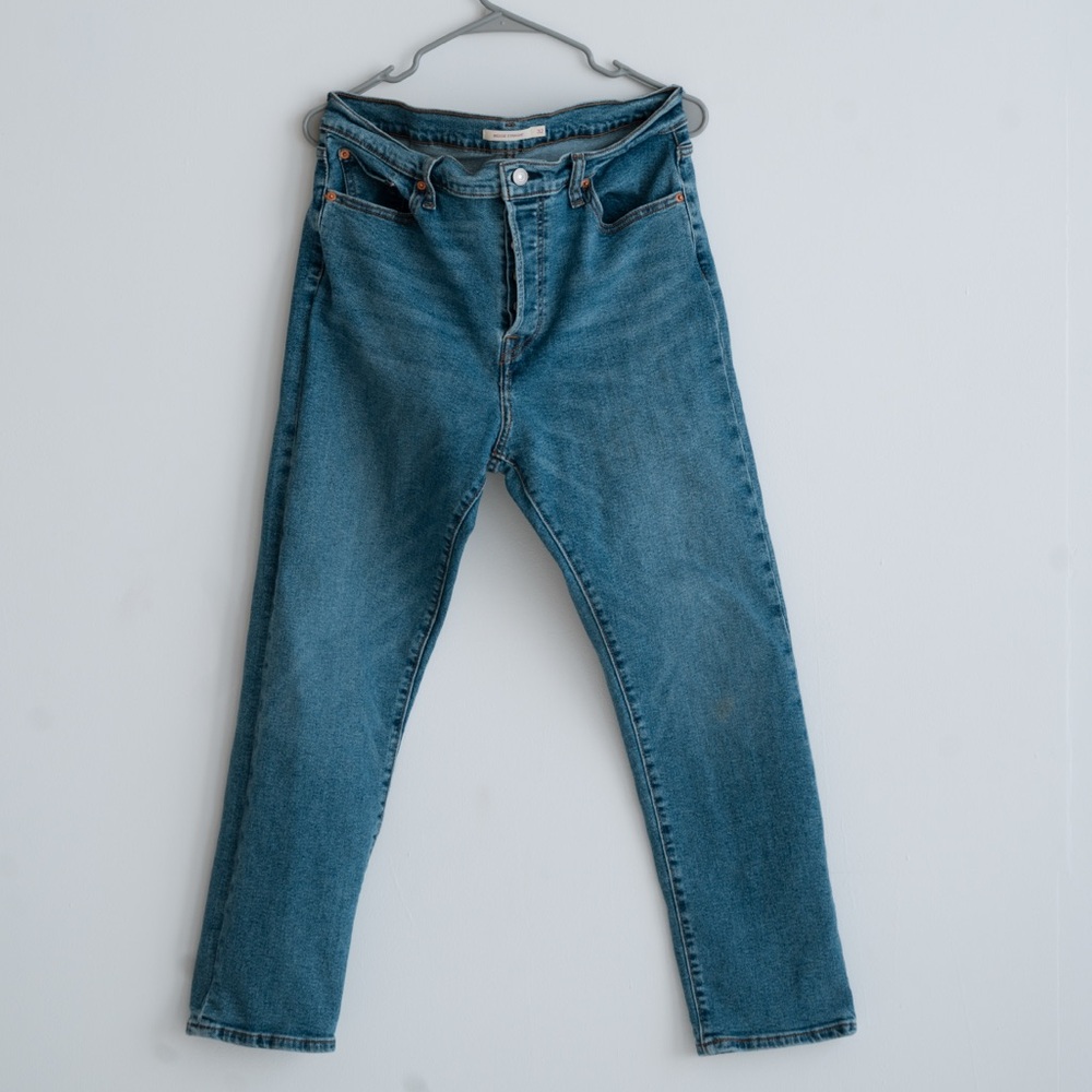 Levi’s Wedgie Straight Jeans, size W32 x L28